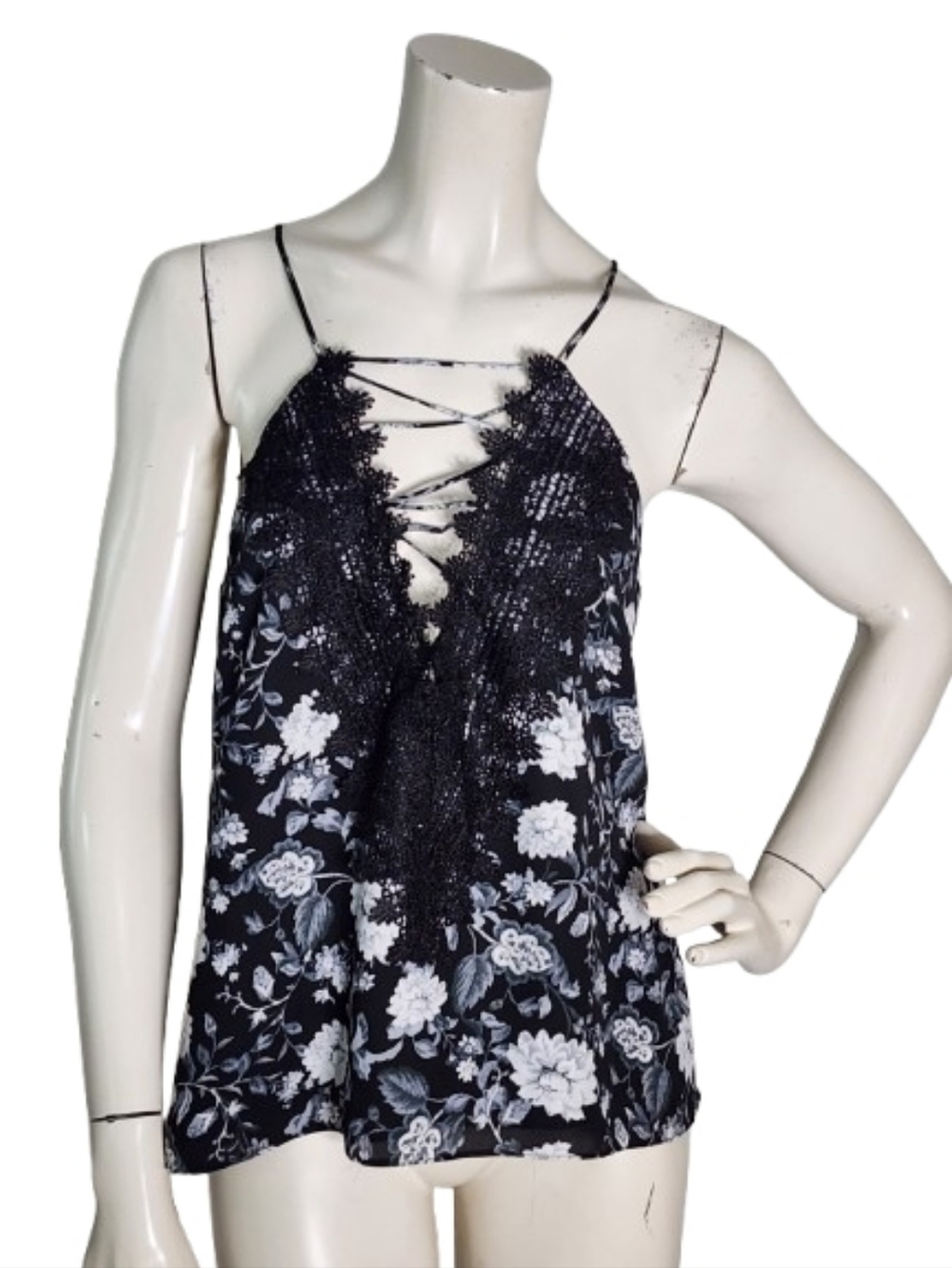 WAYF Posie Strappy Camisole Women's M Black Floral NEW